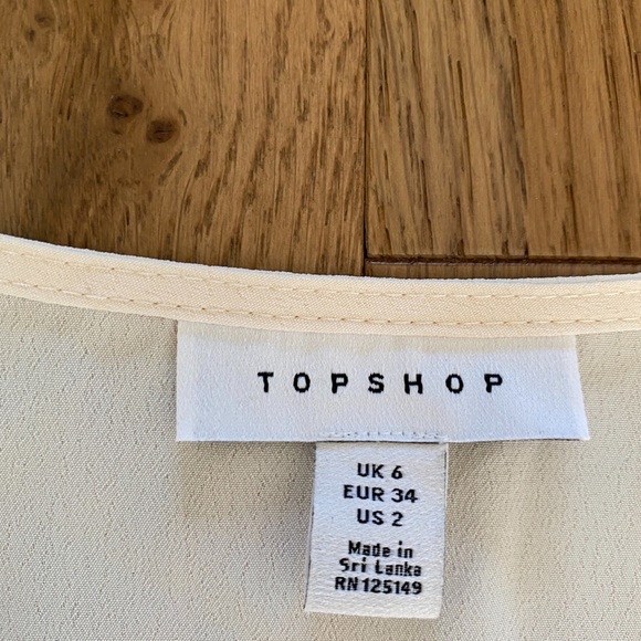 Topshop Blouse - Picture 3 of 3